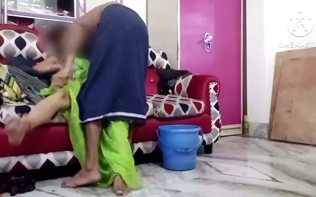 Uttaran20 - Milf Cheating Threesome sex desi porm