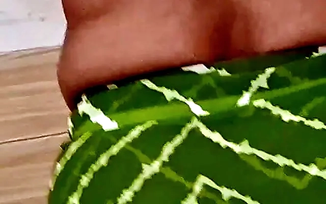 Indian aunty enjoying erotic oil massage of ass then random fucked by nephew