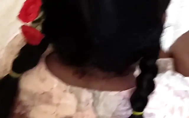 Beauty Sexy Shakes Big Ass, Deepthroat, Fucks and Swallows Cum POV