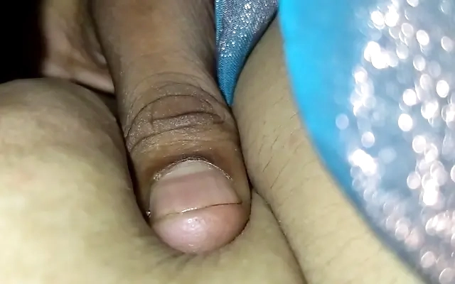 Horny MILF Loses It When BBC Doesn't Pull Out