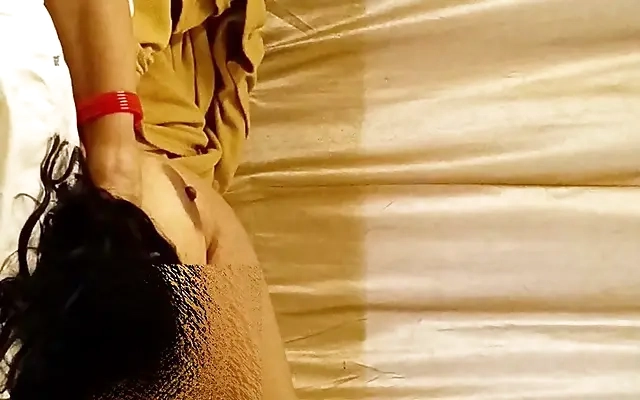 Come here and fuck me now! My wife is very hot when she gets home from work.