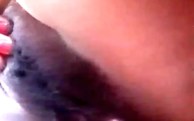 A gostosa da Tiffany montavani, trabalhando com Uber seu passageiro era um an&atilde;o com seu fetiche ninfoman&iacute;aca trepou selvagemente com an&atilde;o
