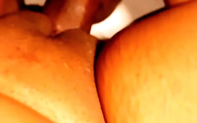 Tiny hotwife met up with her subscriber to record a hot threesome
