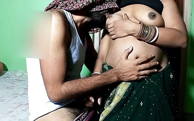 Amateur Teenage Couple Satisfies Each Other