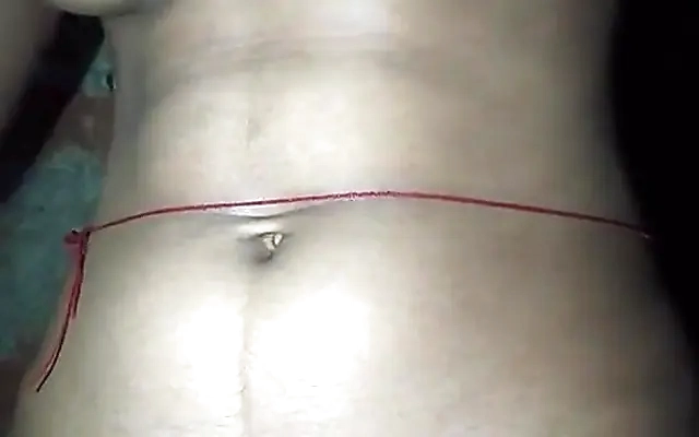 Milf Peruana lleva a su esposo por unos masajes y termina siendo follado por venezolana culona y ninf&oacute;mana.