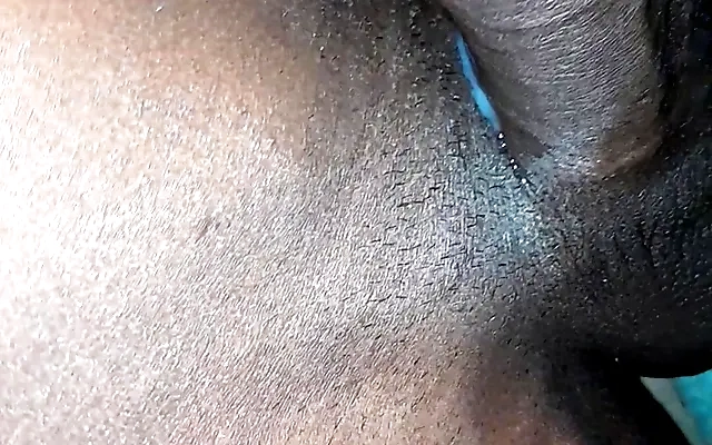 Young Colombian Woman Wants Two Spanish Men to Play with Her Ass Until They Cum - Mells Blanco