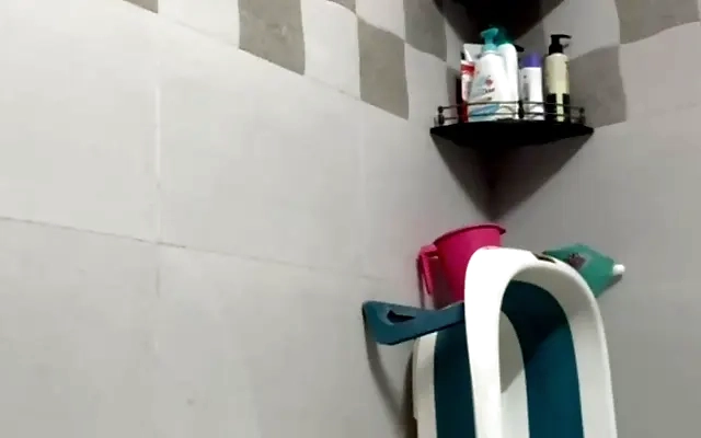 my girlfriend rides my cock and I cum on her tits
