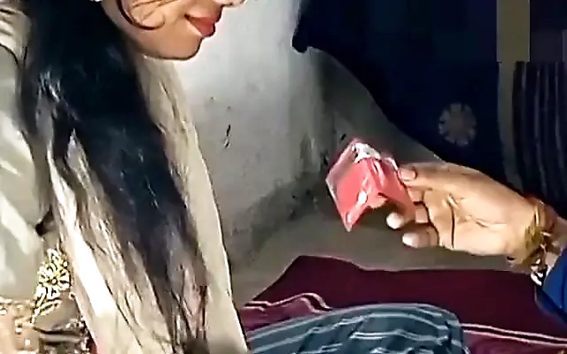 RICA FOLLADA EN EL BA&Ntilde;O CON LA COMPA&Ntilde;ERA DE APARTAMENTO LE DOY DURO CON MI POLLA PORNO EN ESPANOL