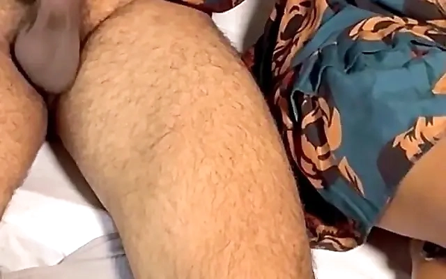 Nuevo video creativo con mi hermanastra Latina de piel Morena, Sexo casero y apasionado con mi linda hermanastra mientras nuestros padres no estan