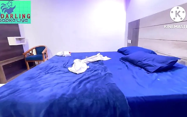 A girl invited a friend with a big dick home while the guy was not home, juicy fucking and cum in mouth