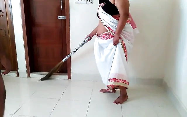 la inquilina puta es mi hermanastra