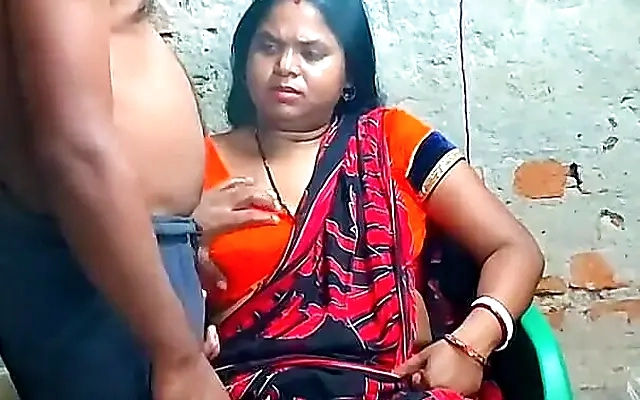 Desi Couple Enjoying Handjob Candid Capture, Desi Indian Wife Handjob to Her Husband Dirty Talking with Sexy Moaning