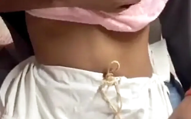 اوسخ سكس مصرى اخو جوزى هاج عليا رمانى ع السرير و حطلى مرهم ف طيزى فشخنى العرص هاتهم يا احمد احسن حد يشوفنا