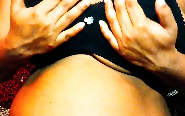Indian college girlfriend was first time painfull anal fucking and she was first time sex with boyfriend in clear Hindi audio