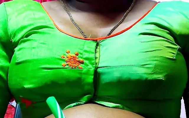 Horny Pregnant woman getting her Ass fucked up