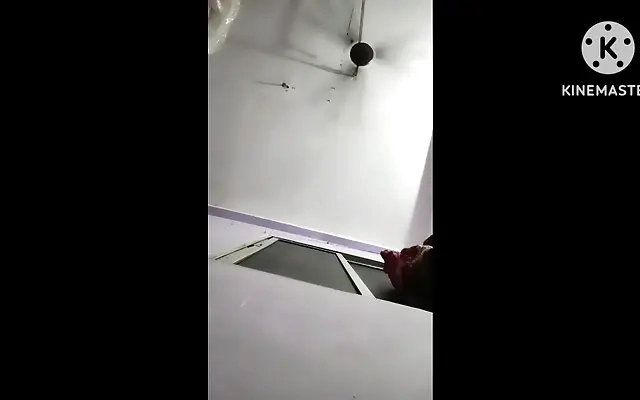 She went to get a massage but was surprised by the therapist who ejaculated in her