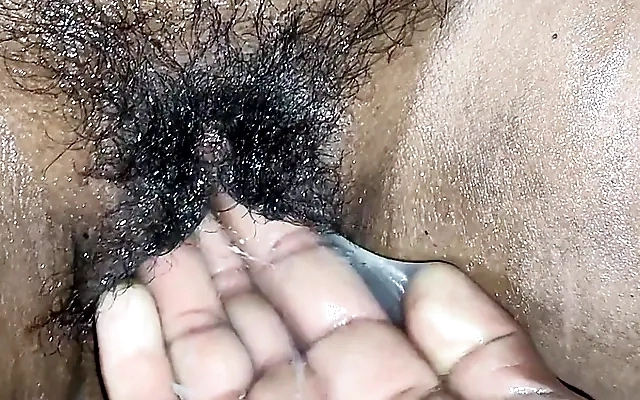 Indian housewife fucking hardcore with young boy