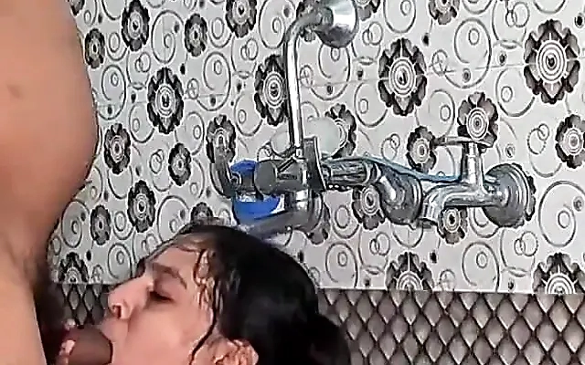 Youranitha - update Indian hot wife Homemade pussy hair removing husband