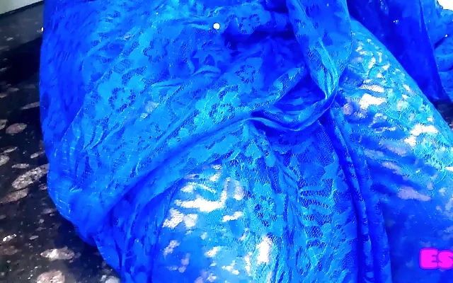 Super sexy hot Bhabhi caught her devar