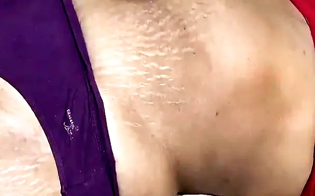 Full desi bhabhi's amazing fucking, continuously lifting the saree and raising both legs and started fucking
