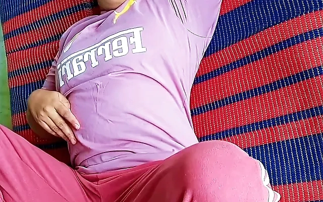 close-up, cock fucks tight Asian pussy and fills it with cum
