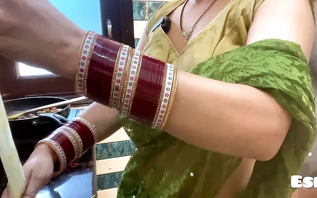 Desi Indian Randi Big Ass Forplay, Indian Girl's Big Ass Forplay Video
