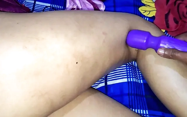 Hot sexy Indian bhabhi romance and hardcore sex with daver with clear in clear Hindi audio