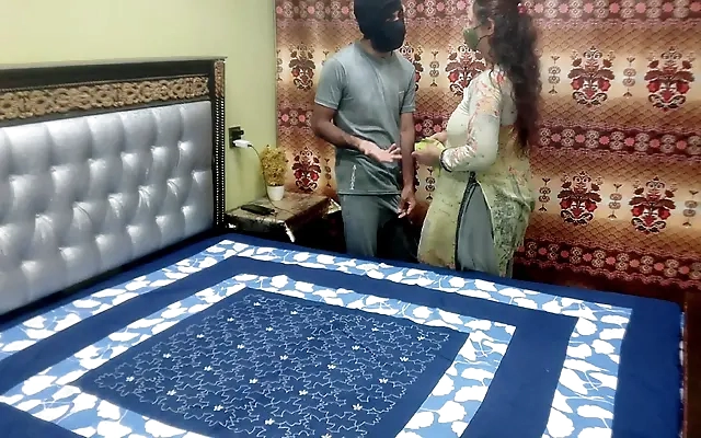 Cheating Indian Bhabhi Gets her Big Ass Fucked By Devar Indian Village Desi Bhabhi Ki Devar ke Sath Mast Desi Chudai