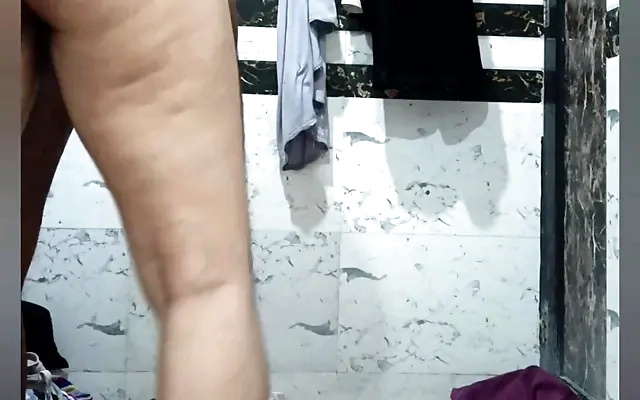 Indians Stepmom Fucking Her Stepson When Husband Was Not At Home