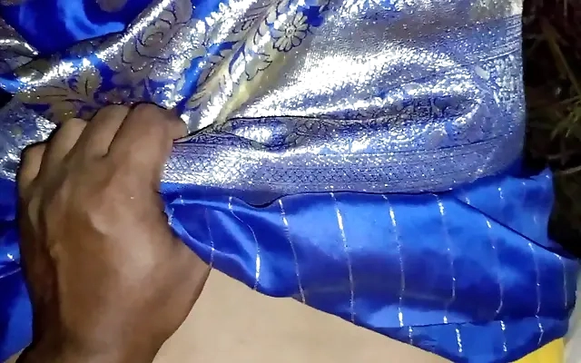 Indian Desi Girl Fucked By Her Brother's Friend in Hindi Audio